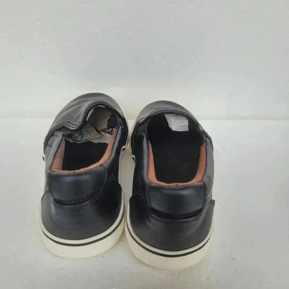Cat and Jack kids slip-ons size 13 - Picture 3 of 5